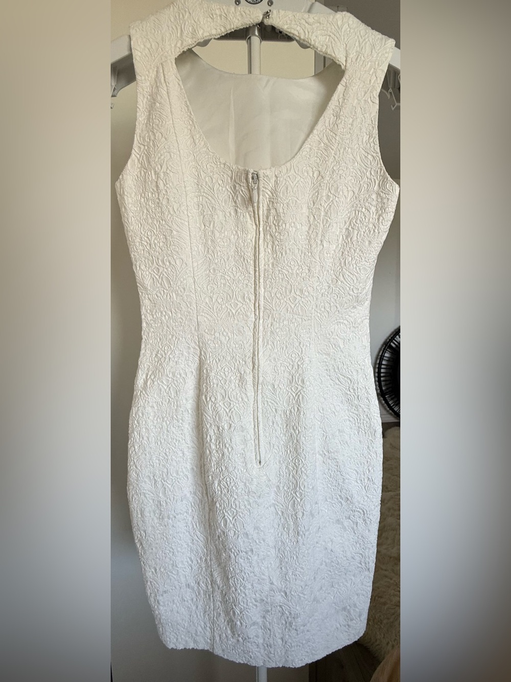 H&M White Textured Jacquard Sleeveless Dress - Picture 3 of 5